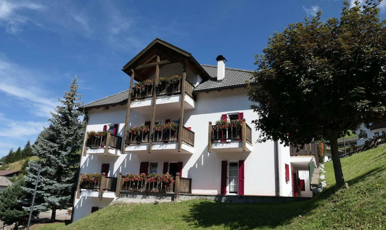 Apartments Casa Metz Santa Cristina Val Gardena Εξωτερικό φωτογραφία