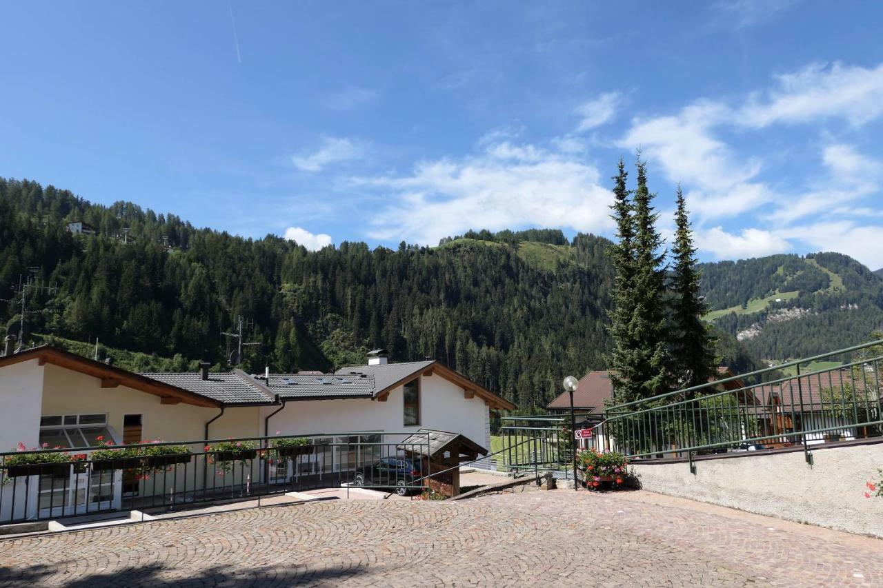 Apartments Casa Metz Santa Cristina Val Gardena Εξωτερικό φωτογραφία